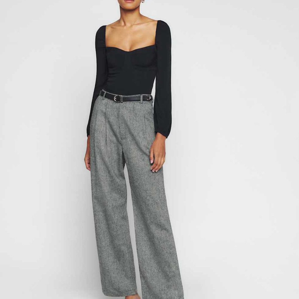 Reformation Reign Top